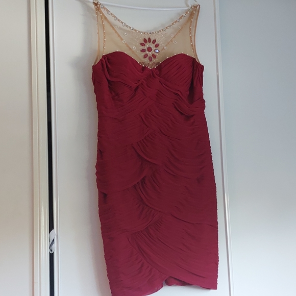 Adrianna Papell Dresses & Skirts - Adrianna papell formal dress